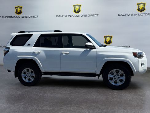 Used 2022 Toyota 4Runner SR5 RWD image 6