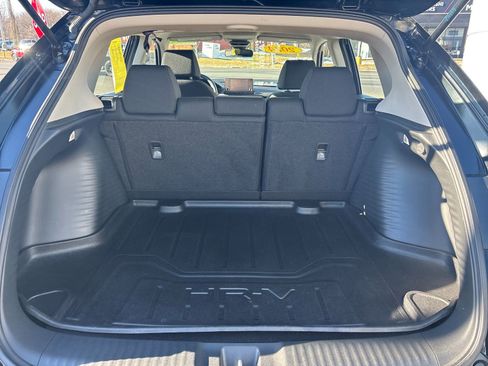 Used 2024 Honda HR-V LX image 16