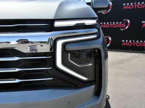 Used 2025 Chevrolet Tahoe LT AWD/4WD image 11