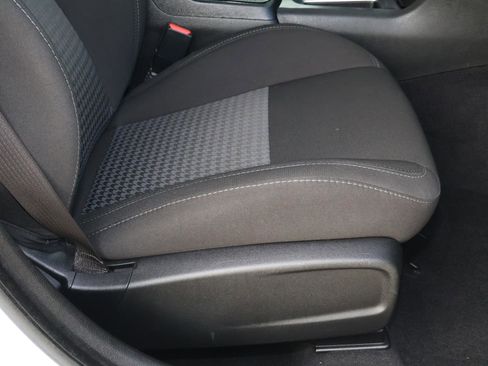 Used 2022 Dodge Charger R/T w/ Blacktop Package image 18