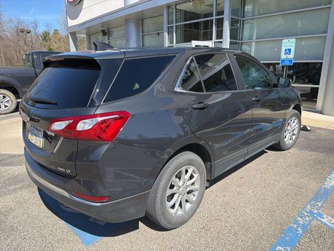Used 2021 Chevrolet Equinox LT image 3