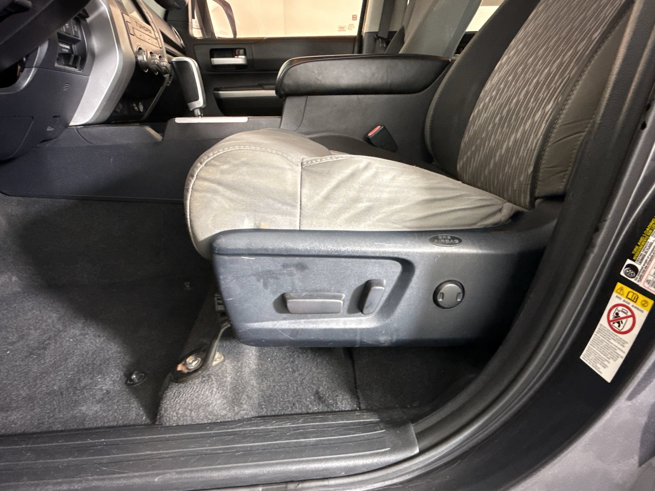 Used 2018 Toyota Tundra SR5 w/ SR5 Upgrade Package RWD image 14