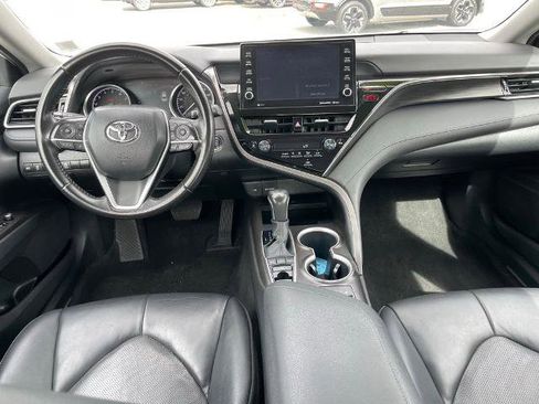 Used 2023 Toyota Camry XLE image 10