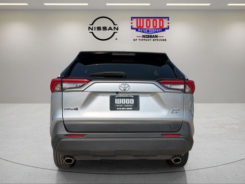 Used 2025 Toyota RAV4 XLE AWD/4WD image 3