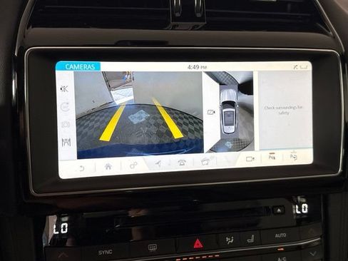 Used 2019 Jaguar F-PACE Prestige AWD/4WD image 37