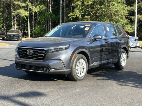 Used 2024 Honda CR-V LX image 5