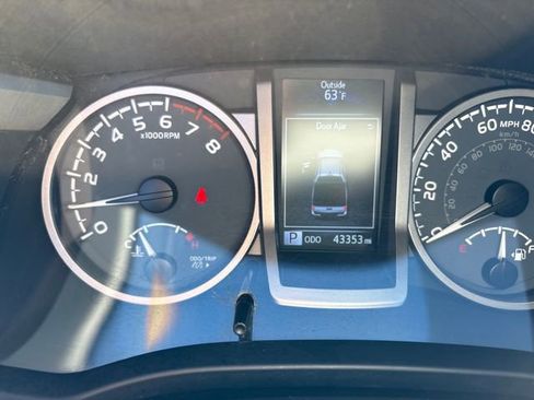 Used 2023 Toyota Tacoma SR5 image 16