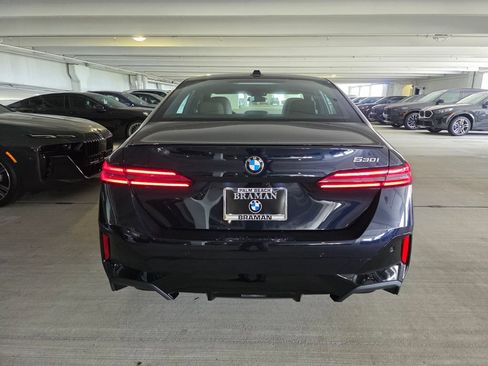 New 2027 BMW 530i w/ M Sport Package RWD image 5