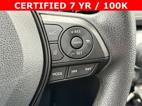 Used 2025 Toyota RAV4 XLE image 23