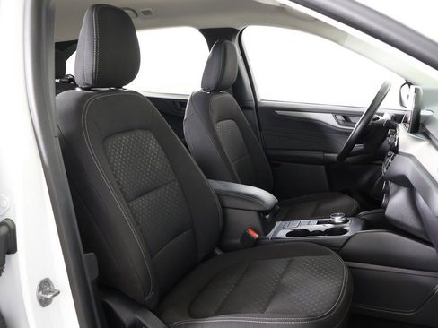 Used 2024 Ford Escape Active w/ Cold Weather Package FWD image 32