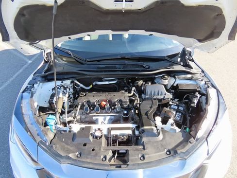 Certified 2020 Honda HR-V EX-L image 10