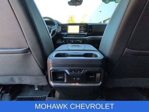 Certified 2022 Chevrolet Silverado 1500 LTZ w/ LTZ Premium Package AWD/4WD image 22