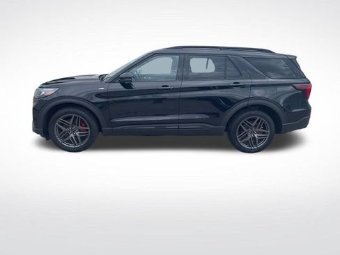 Used 2025 Ford Explorer ST-Line w/ ST-Line Street Pack AWD/4WD image 2
