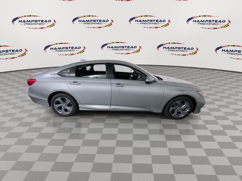 Used 2020 Honda Accord EX-L image 9