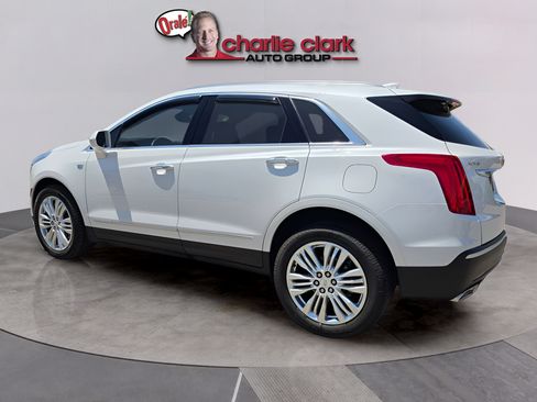 Used 2019 Cadillac XT5 Premium Luxury FWD image 4