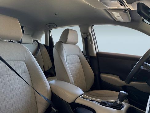 Certified 2024 Honda HR-V LX image 31