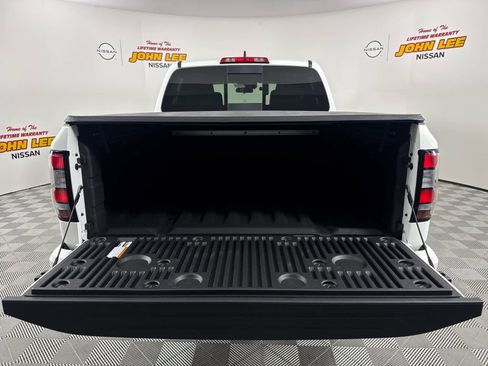 New 2026 Nissan Frontier PRO-4X w/ Pro-4x Convenience Package image 5