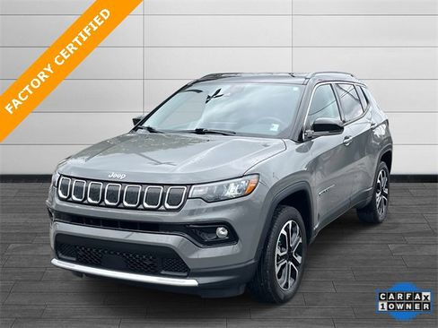 Certified 2022 Jeep Compass Limited image 8