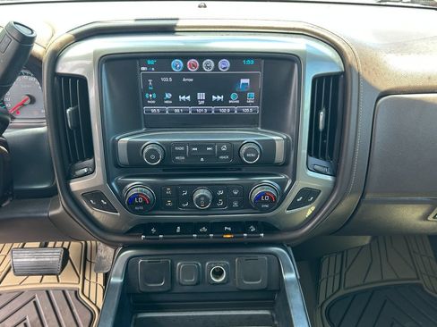 Used 2018 Chevrolet Silverado 1500 LTZ Z71 w/ LTZ Plus Package AWD/4WD image 15