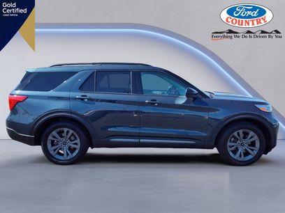 Certified 2022 Ford Explorer XLT w/ Equipment Group 202A