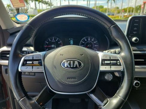 Used 2021 Kia Telluride LX FWD image 18