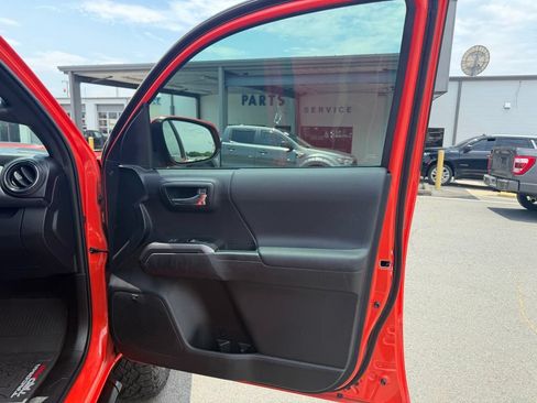 Used 2023 Toyota Tacoma TRD Pro AWD/4WD image 30