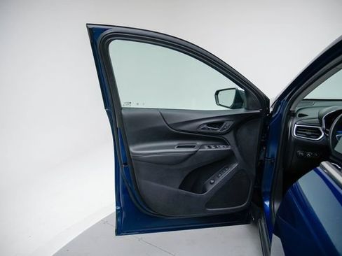 Used 2019 Chevrolet Equinox Premier FWD image 22