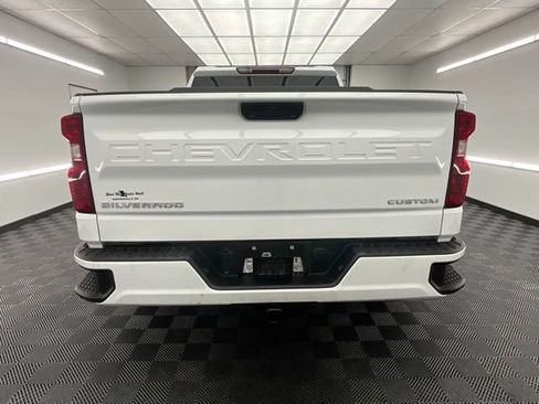 Used 2023 Chevrolet Silverado 1500 Custom AWD/4WD image 21