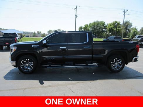 Certified 2022 GMC Sierra 1500 SLT w/ SLT Premium Package AWD/4WD image 11