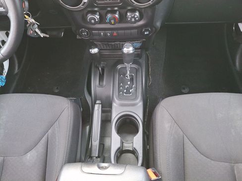 Used 2015 Jeep Wrangler Unlimited Sport w/ Quick Order Package 24S AWD/4WD image 12