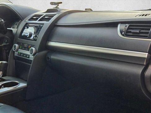 Used 2012 Toyota Camry SE image 15