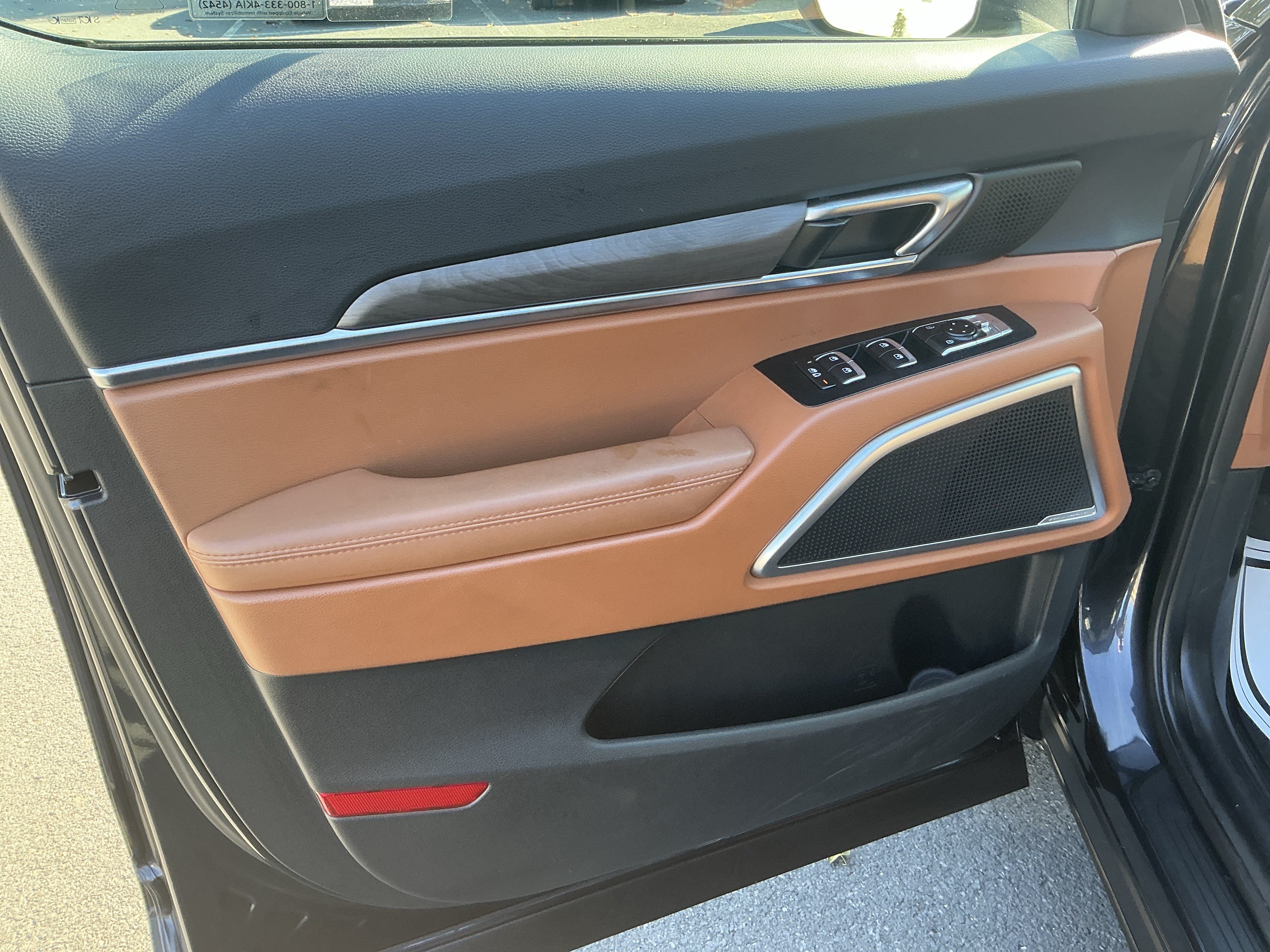 Certified 2025 Kia Telluride EX X-Line AWD/4WD image 13