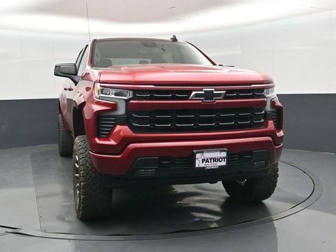 Used 2024 Chevrolet Silverado 1500 RST w/ Z71 Off-Road Package AWD/4WD image 10