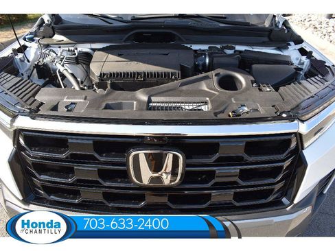 New 2026 Honda Pilot image 37