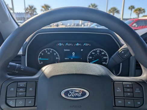 Used 2023 Ford F150 XLT image 29