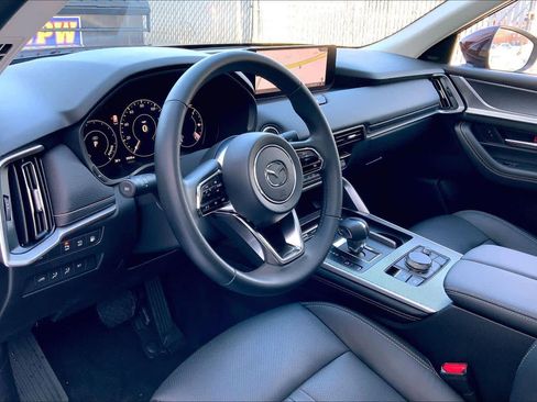 Used 2024 MAZDA CX-90 Plug-In Hybrid w/ Premium Pkg image 18