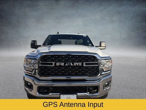 Used 2024 RAM 2500 Big Horn image 10