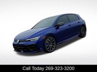 Used 2025 Volkswagen Golf video 2