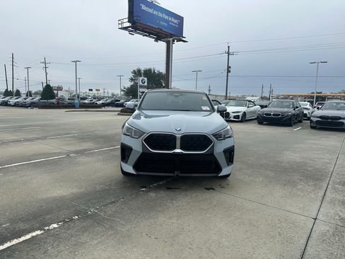 Certified 2025 BMW X2 xDrive28i image 2