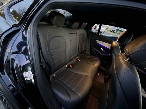 Used 2020 Mercedes-Benz GLC 300 4MATIC Coupe image 19