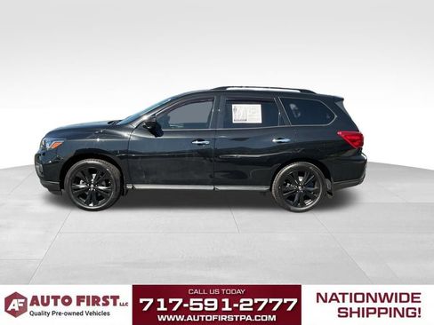 Used 2018 Nissan Pathfinder SL w/ Midnight Edition Package AWD/4WD image 2