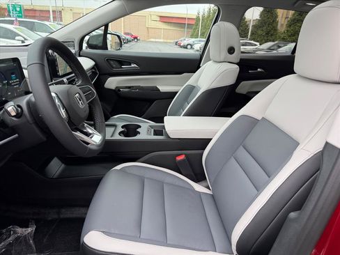 New 2026 Honda Prologue Touring image 6