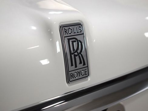 New 2026 Rolls-Royce Cullinan AWD/4WD image 12