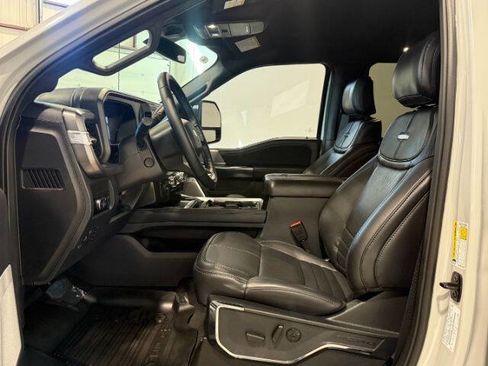 Used 2026 Ford F450 Platinum w/ FX4 Off-Road Package image 15