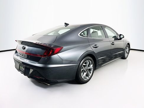 Used 2023 Hyundai Sonata SEL w/ Preferred Accessory Package image 9