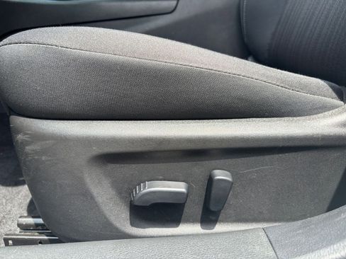 Used 2025 Nissan Altima 2.5 SV FWD image 22