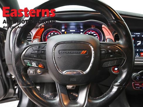Used 2018 Dodge Charger R/T Scat Pack RWD image 10