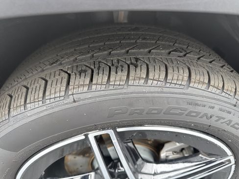Certified 2025 Mercedes-Benz GLB 250 4MATIC image 12
