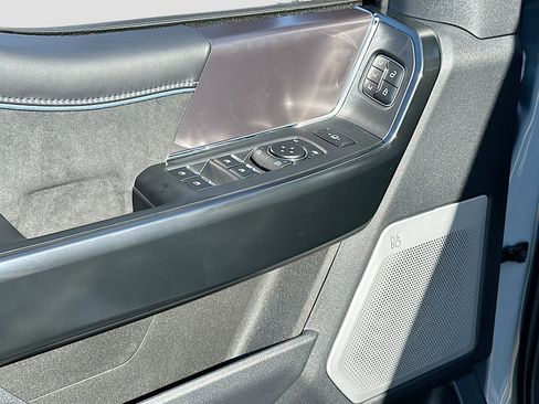 New 2026 Ford F350 Platinum image 13