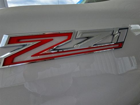 New 2026 Chevrolet Silverado 2500 LTZ w/ LTZ Convenience Package AWD/4WD image 31